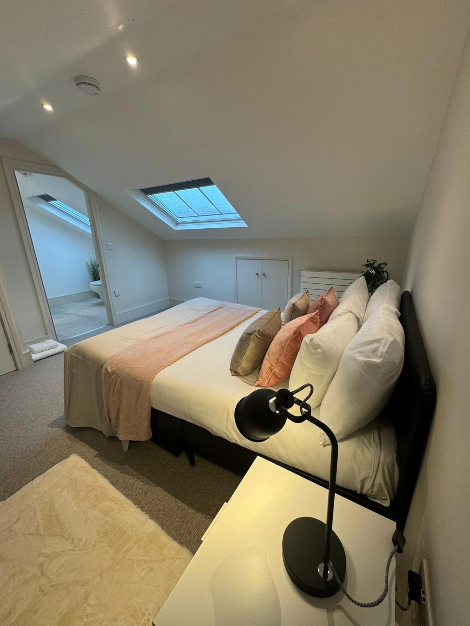 Osbourne House Pink 2 Bed, 2 And Half Bath Daire Birmingham Dış mekan fotoğraf