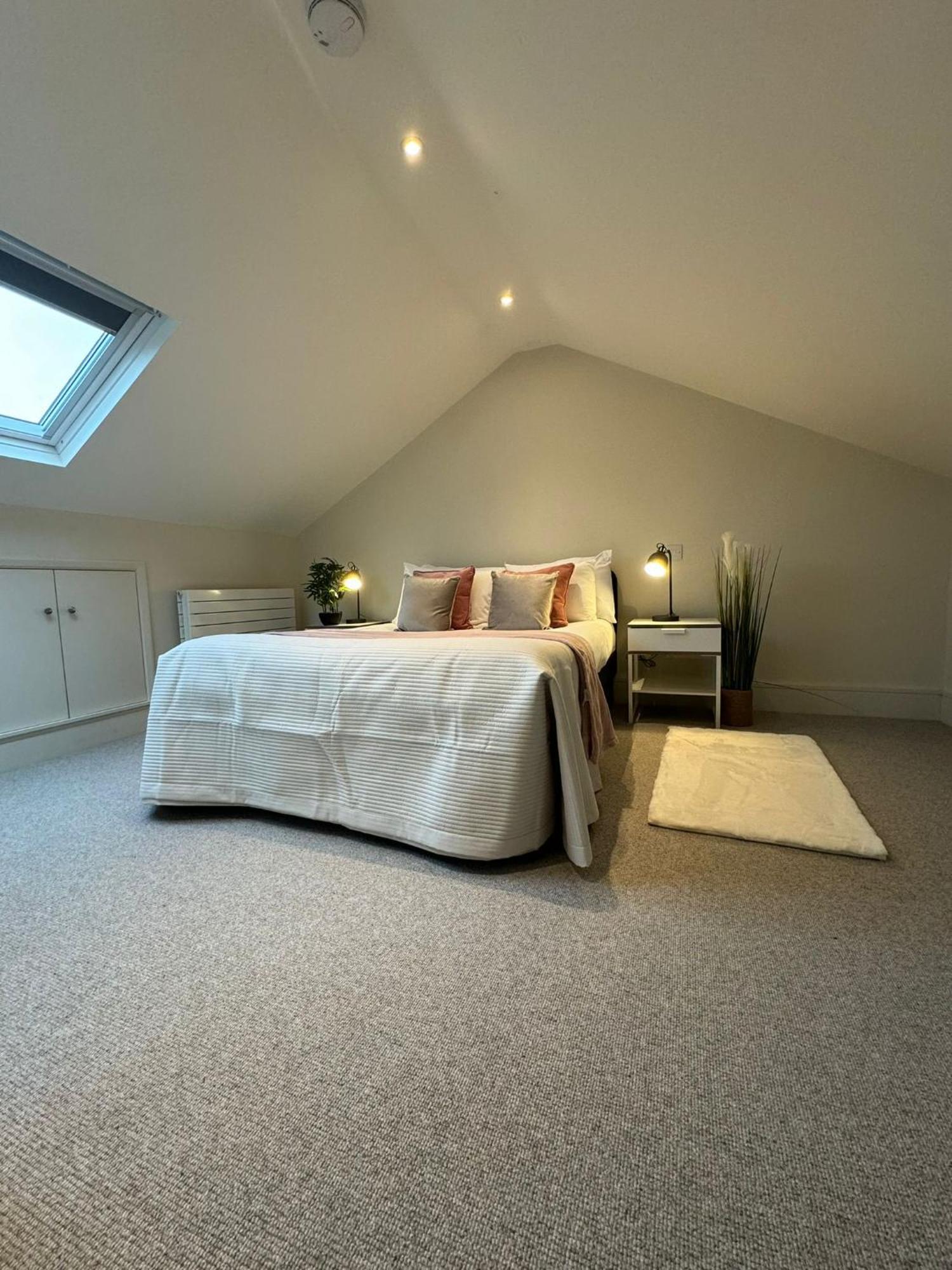 Osbourne House Pink 2 Bed, 2 And Half Bath Daire Birmingham Dış mekan fotoğraf