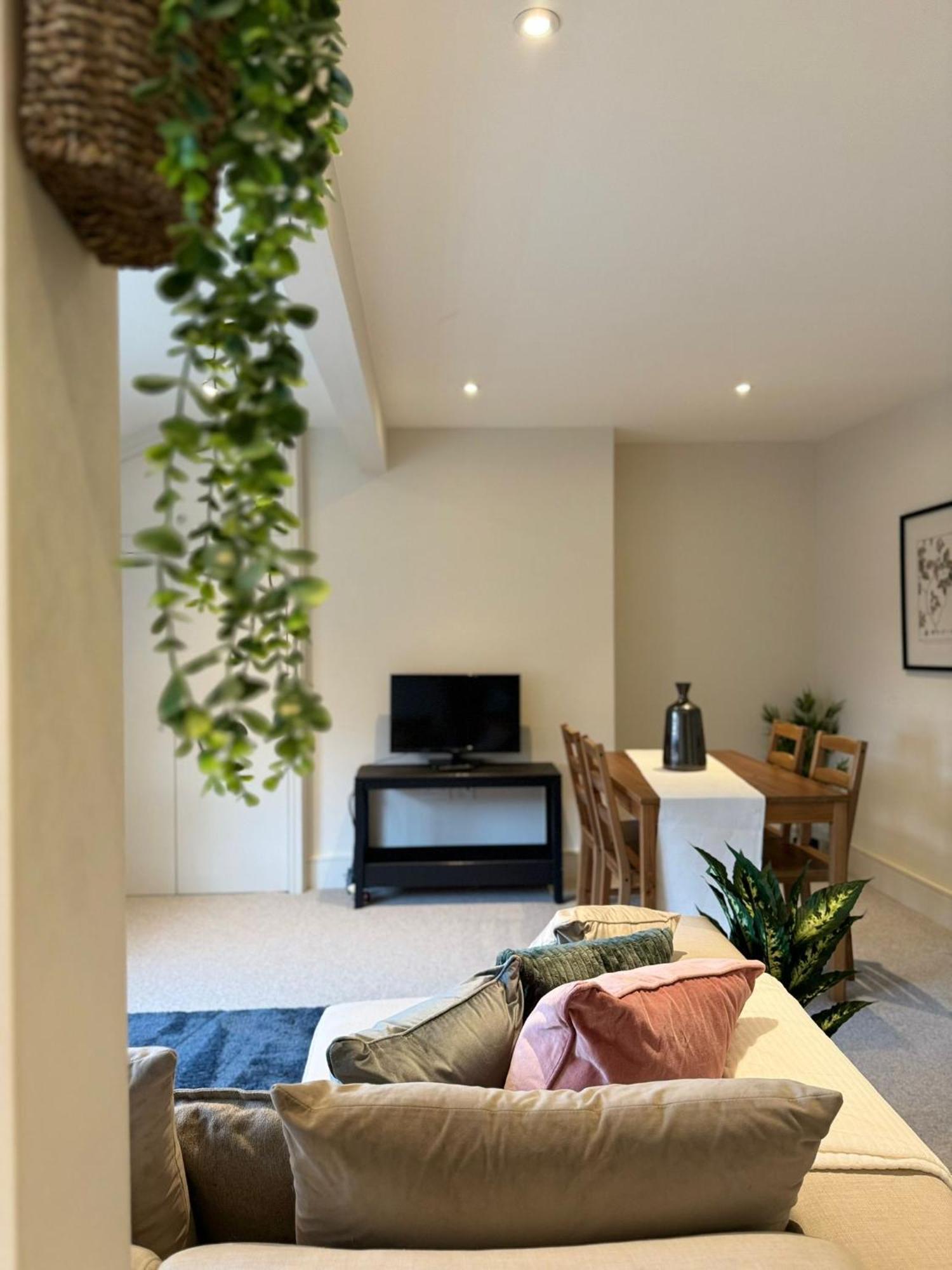 Osbourne House Pink 2 Bed, 2 And Half Bath Daire Birmingham Dış mekan fotoğraf