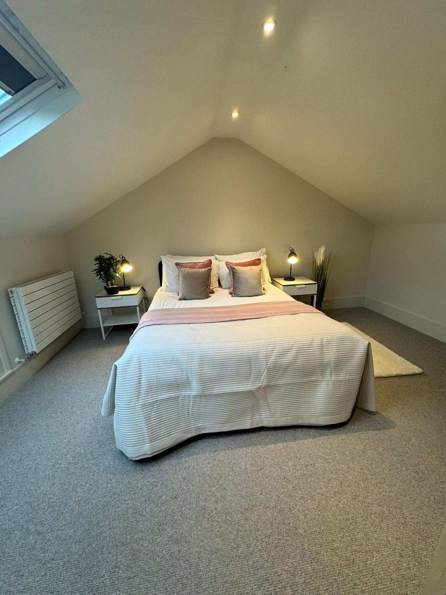 Osbourne House Pink 2 Bed, 2 And Half Bath Daire Birmingham Dış mekan fotoğraf