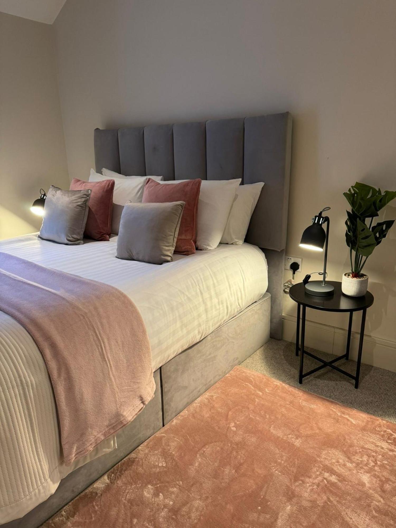 Osbourne House Pink 2 Bed, 2 And Half Bath Daire Birmingham Dış mekan fotoğraf