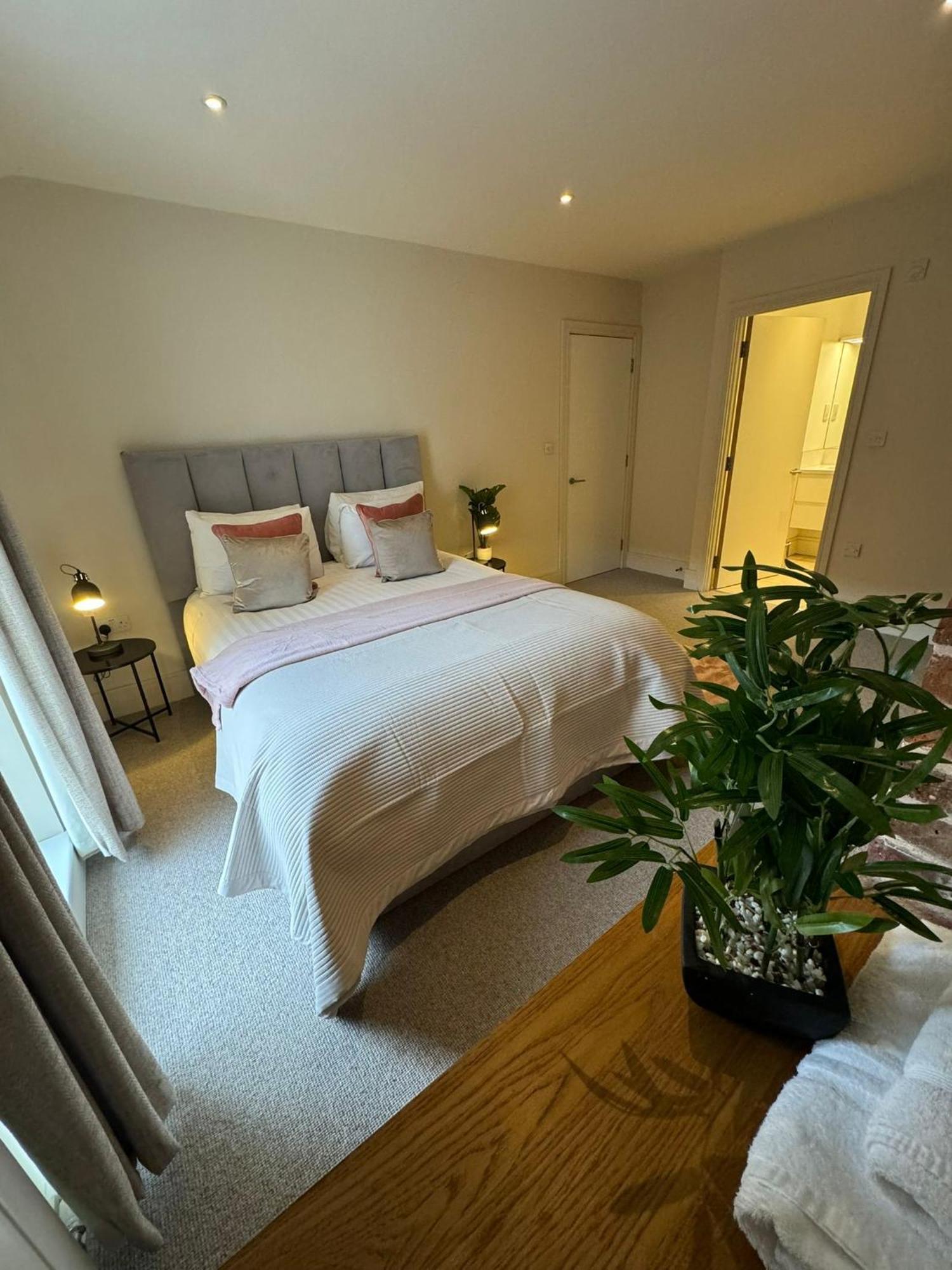 Osbourne House Pink 2 Bed, 2 And Half Bath Daire Birmingham Dış mekan fotoğraf